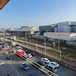 Lägenhet Al Volo - Fronte Stazione E Aeroporto